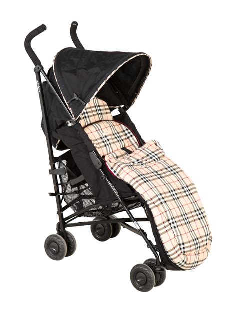burberry baby car seat